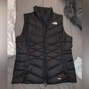 women’s north face vest